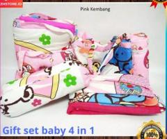 Paket Kado Bayi Baru Lahir